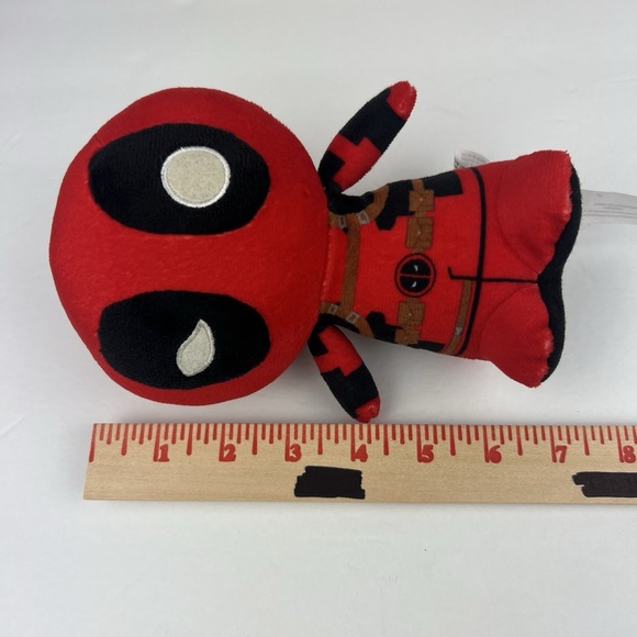 Funko Deadpool Plush Figure Marvel Super Cute Plushies Toy‎ Collectible 7.5" Red - Picture 9 of 10